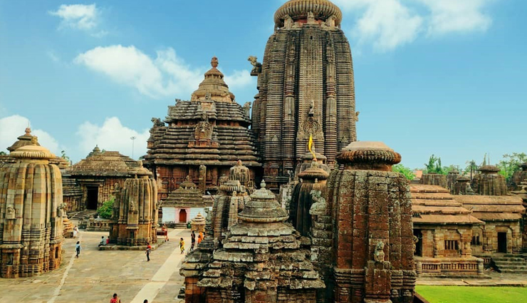 odisha famous temples,best temples to visit in odisha,famous hindu temples in odisha,temples of odisha: a spiritual journey,top pilgrimage sites in odisha,odisha temple architecture,spiritual retreats in odisha,odisha temple tourism,sacred places in odisha,temples of ancient odisha