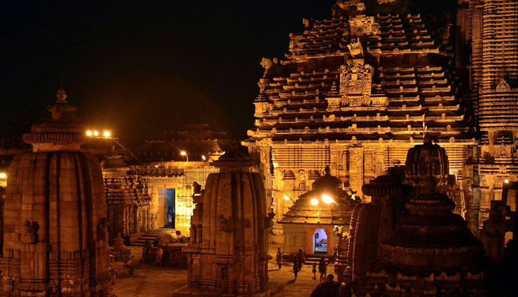 lingaraja temple history,lingaraja temple bhubaneswar,ancient temples of odisha,history of lingaraja temple,lingaraja temple architecture,significance of lingaraja temple,who built lingaraja temple,shiva temples in india,lingaraja temple facts,cultural heritage of bhubaneswar,kalinga architecture,odisha temple history,spiritual places in bhubaneswar,lingaraja temple origin,famous temples in india