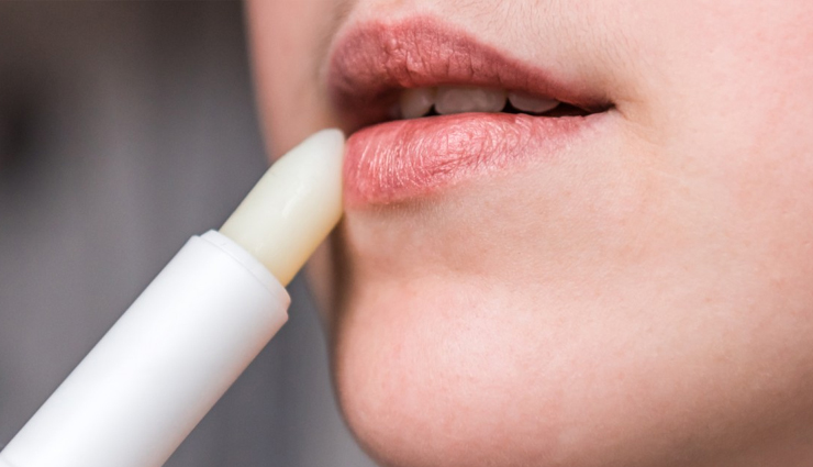 lips,lips beauty in winter,lips care tips in winter,lips beauty,tips to maintain lips beauty,remedies to care lips,beauty,beauty tips