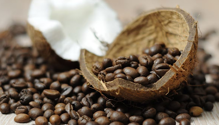 diy lip scrub,homemade lip scrub,best lip scrub for summer,natural lip exfoliator,how to make lip scrub at home,sugar lip scrub recipe,diy exfoliating lip scrub,soft lips home remedy,summer lip care,diy beauty tips for lips