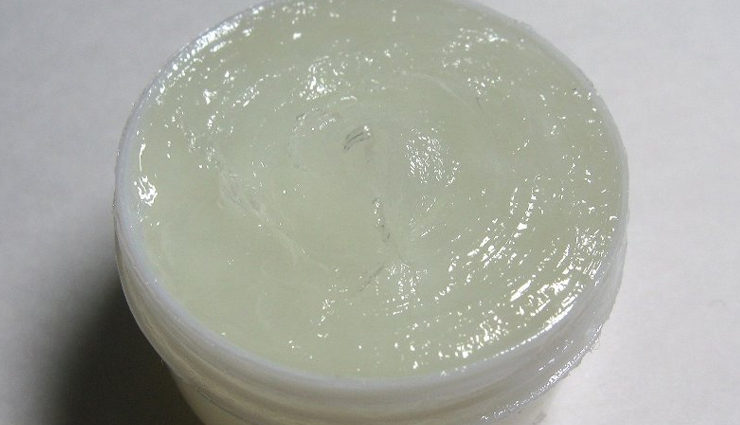 in winter,crust starts forming on the lips,these methods will give pink glow,beauty tips,beauty hacks