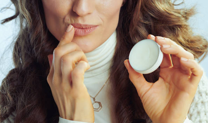 these home remedies are effective in enhancing the beauty of lips must try them,beauty tips,beauty hacks
