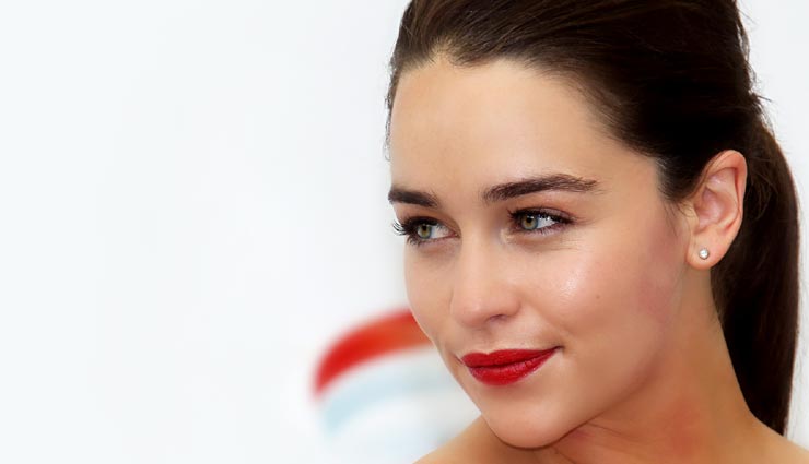 beauty tips,beauty tips in hindi,perfect look of lips,lips beauty,lipstick applying tips