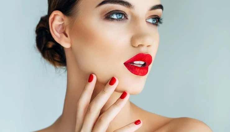 beauty tips,beauty tips in hindi,lipstick tips,perfect look,lipstick applying tips