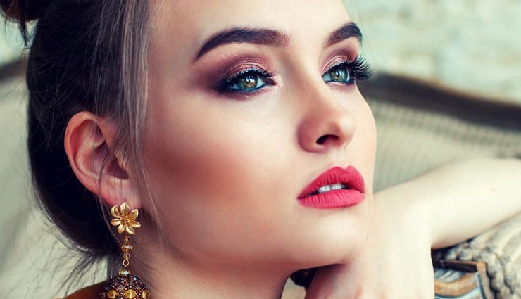 beauty tips,beauty tips in hindi,lipstick according to skin tone,lipstick tips,beauty by lipstick