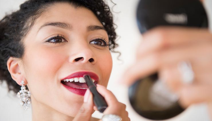 fashion tips,fashion tips in hindi,best lipstick shades,lipstick for perfect look,festive season look