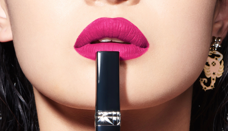 Lipstick के इस्तेमाल से बढ़ जाती है होंठों की रंगत, क्या आपको पता है पहुंचाती है इतने नुकसान भी!