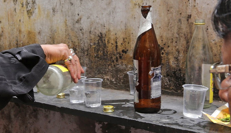 MP News: मंदसौर में जहरीली शराब पीने से 6 लोगों की हुई मौत, कमलनाथ ने सरकार को घेरा