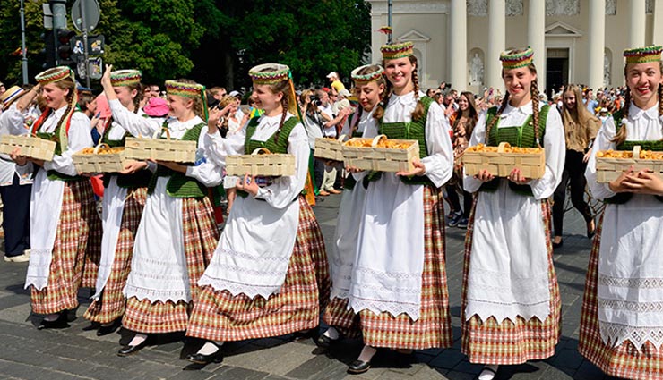 women population more than men,weird story,ajab gajab