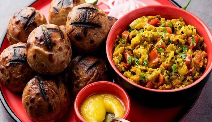 litti chokha,litti chokha ingredients,litti chokha recipe,litti chokha namkeen dish,litti chokha bihar