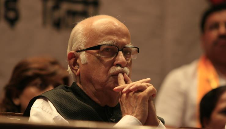 लोकसभा चुनाव 2019 : लालकृष्ण आडवाणी का टिकट कटने पर कांग्रेस का तंज : मोदी जी बुज़ुर्गों का आदर नहीं करते