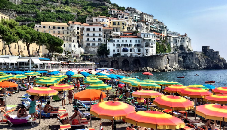 amalfi coast italy tourism,southern italy travel destinations,mediterranean coastal vacations,amalfi coast sightseeing spots,italian coastal villages,traveling to positano ravello,sorrento capri island tour,hidden gems furore vietri sul mare,authentic italian cuisine experiences,outdoor activities amalfi coast