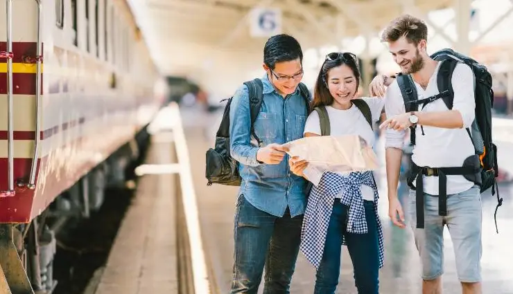 solo backpacking tips,travel guide for backpackers,budget travel advice,backpacking for beginners,how to plan a backpacking trip,solo travel hacks,travel safety tips,budget-friendly travel,backpacking essentials,travel planning guide