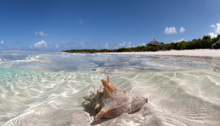 local places in bahamas,atlantis paradise island,queens staircase,fort fincastle,exuma cays land and sea park,blue lagoon island,bahamas,places to visit in bahamas,attractions in bahamas