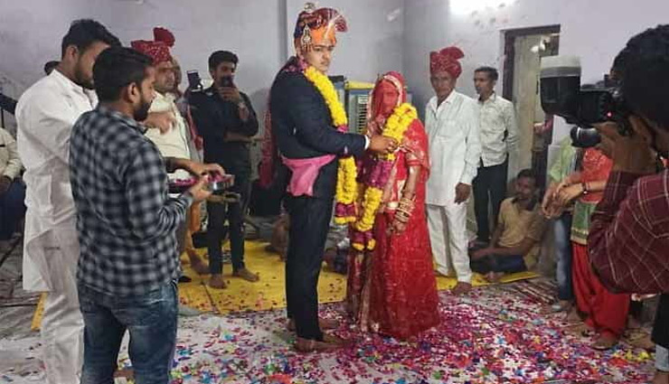 लॉकडाउन में शादी, मास्क पहनकर दूल्हा-दुल्हन ने लिए फेरे coronavirus,lockdown,marriage,coronavirus,rajasthan,jodhpur,weird marriage