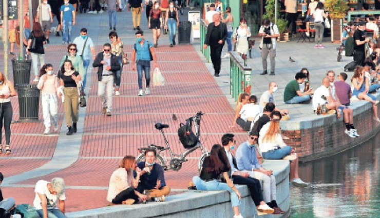 कोरोना / लॉकडाउन में ढील, लेकिन आपकी सतर्कता बेहद जरुरी, घर से बाहर निकले तो जरुर रखे इन 8 बातों का ध्यान coronavirus,lockdown,coronavirus tips,how to keep yourself healthy,public place rules,how to do grocery shopping,simple corona tips