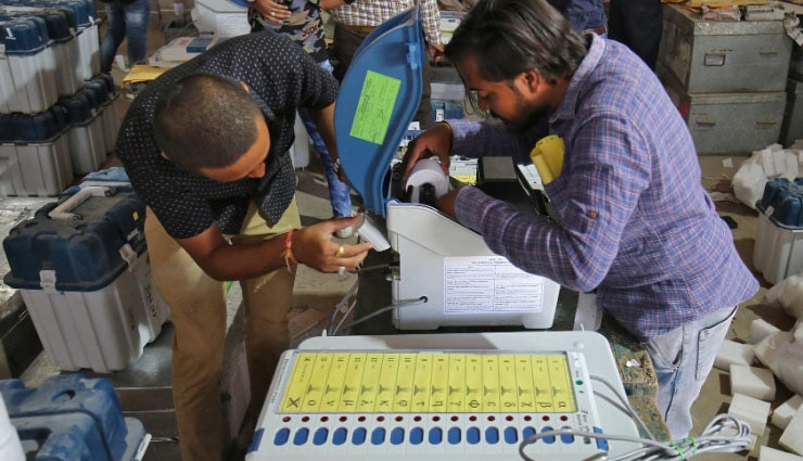 2019 लोकसभा चुनाव में होगा बड़ा घमासान, इन नेताओं पर रहेगी नजर lok sabha election 2019,election commission of india