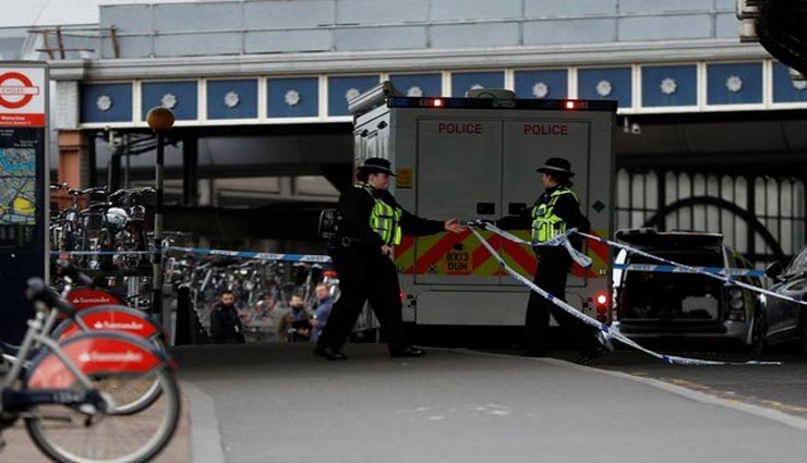 लंदन में धमाके की साजिश नाकाम, एयरपोर्ट और रेलवे स्टेशन पर मिले 3 बम, एक फटा 