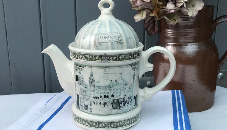 things you must buy from your london trip,holiday,travel,tourism