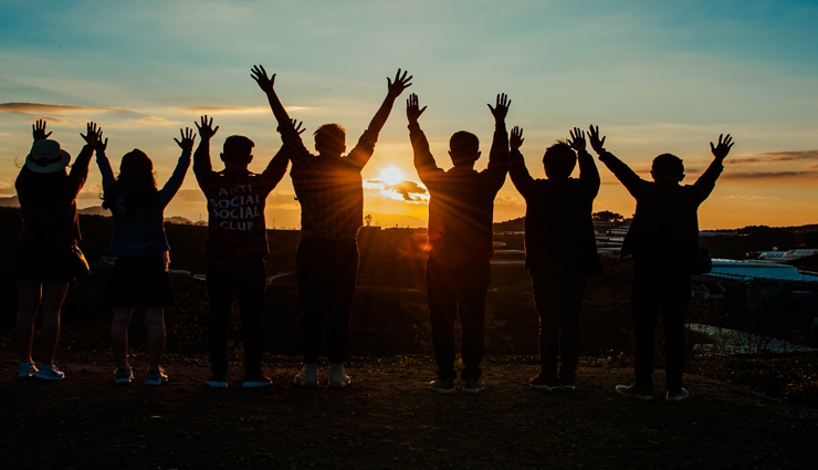 tips to overcome loneliness,loneliness,ways to overcome loneliness,relationship tips,mates and me