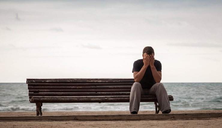 feeling of loneliness,tips to overcome feeling of loneliness,lonely person,personality tips