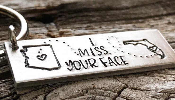 15 Romantic Messages You Can Send To Your Long Distance Boyfriend