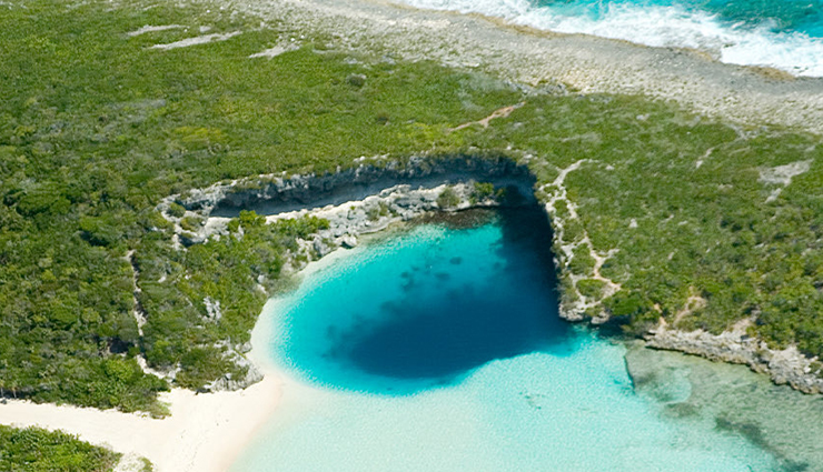 places to visit in the bahamas,mesmerizing attractions in the bahamas,must-see destinations in the bahamas,top tourist spots in the bahamas,exploring the beauty of the bahamas,unforgettable places in the bahamas,hidden gems of the bahamas,bahamas travel highlights,discovering the bahamas enchanting locations,experiencing the magic of the bahamas