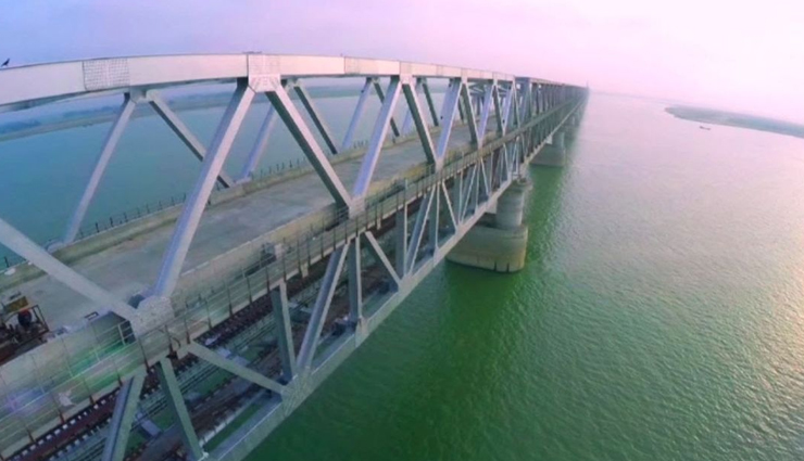 longest bridges,longest bridges in india,bridges in india,india,mumbai trans harbour link bridge,kachchi dargah bidupur ganga bridge,bhupen hazarika setu,dibang river bridge,mahatma gandhi setu,bandra-worli sea link,godavari fourth bridge,bogibeel bridge,vikramshila bridge,vembanad rail bridge,digha sonpur bridge