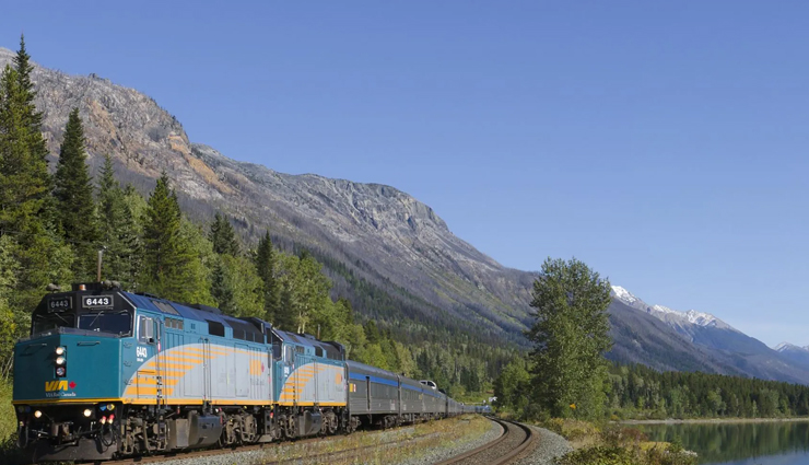 longest train journeys,longest train journeys in the world,trans-siberian,moscow to vladivostok,russia,the canadian,toronto to vancouver,shanghai to lhasa,china,indian pacific,sydney to perth,australia,vivek express,dibrugarh to kanyakumari,india