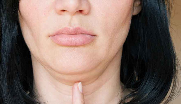 उम्र के साथ लटकती चहरे की त्वाचा को टाइट करने के लिए आजमाए ये 12 तरीके