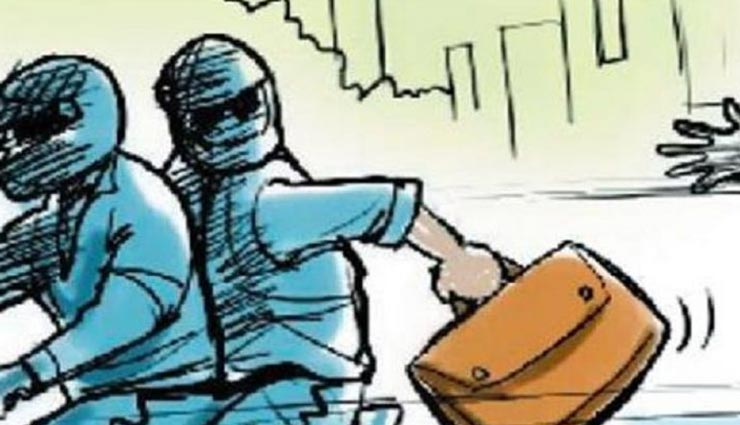 पाली : बाइक सवार बदमाशों ने दिया वारदात को अंजाम, मात्र 7 मिनट में लूट ले गए 1 किलो साेना