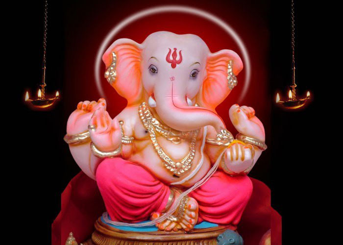 placing lord ganesha idol at home,lord ganesha idol,ganesh chaturthi 2018