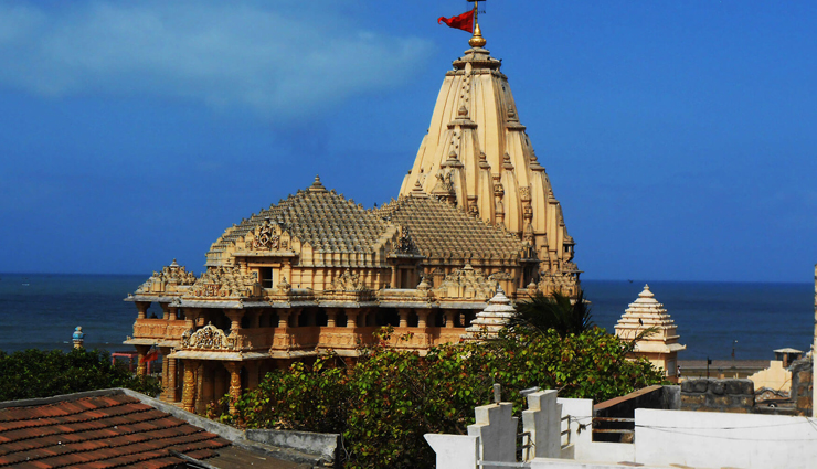 shivratri special,lord shiva temples,famous lord shiva temples in india,temples in india,india,kedarnath temple,uttarakhand,shri amarnath cave temple,jammu and kashmir,lingaraj temple,odisha,shore temple,tamil nadu,baba baidyanath temple,jharkhand,trimbakeshwar temple,maharashtra,mahakaleshwar temple,madhya pradesh,somnath temple,gujarat,tarakeshwar temple,west bengal,kashi vishwanath temple,uttar pradesh,omkareshwar temple,madhya pradesh,mallikarjuna swamy temple,andhra pradesh,brihadeshwara temple,tamil nadu,tungnath mahadev temple,uttarakhand,da parbatia temple,assam,murudeshwar temple,karnataka,vadakkunnathan temple,kerala,ramanathaswamy temple,tamil nadu,baba bhootnath mandir,himachal pradesh,chidambaram nataraja temple,tamil nadu