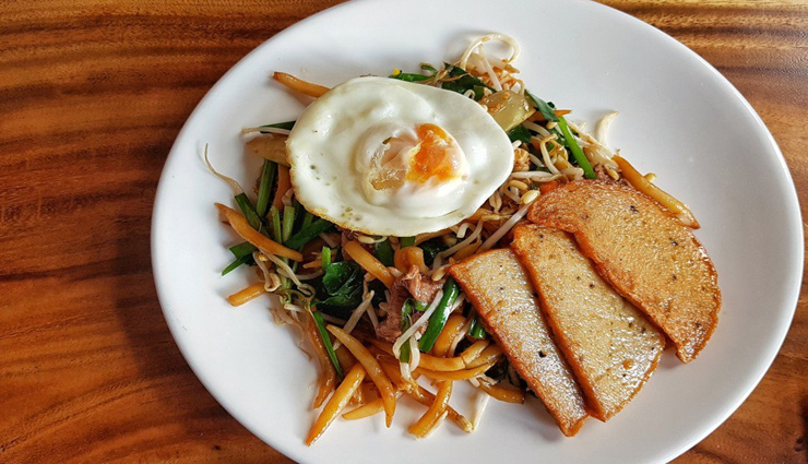 cambodia,fish amok,kdam chaa,lok lak,kuy teav,khmer curry,pork and rice,lort chaa,cuisines in cambodia,cambodia,cambodia food