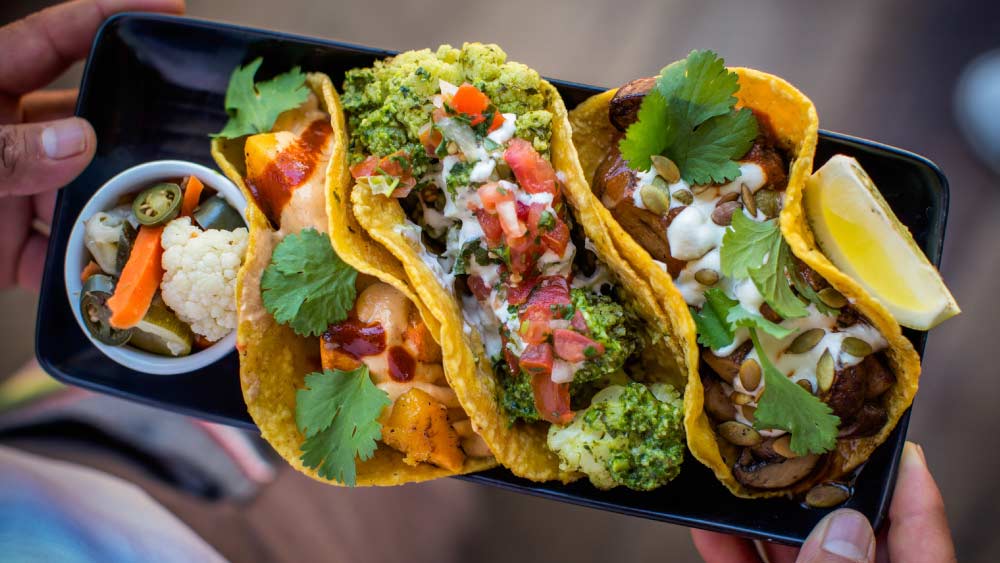 cities for foodies,cities famous for food,cities around the world,foodie cities,los angeles,boston,new york city,philadelphia,las vegas