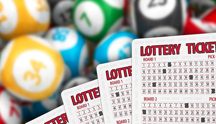 कैब ड्राईवर ने खाली समय में खरीदी लॉटरी और हो गया मालामाल, मिले 74 लाख रुपये