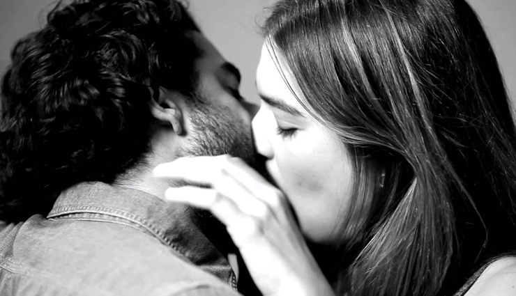 first kiss,the good or bad- first kiss,love or lust,what is the meaning of first kiss,meaning of love,meaning of lust