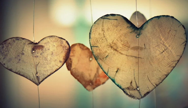 महिला कांस्टेबल प्रेमी को ही पति बनाकर हो गई क्वारंटीन, खुलास फ़िल्मी कहानी जैसा
weird news,weird incident,coronavirus,quarantine with lover as husband