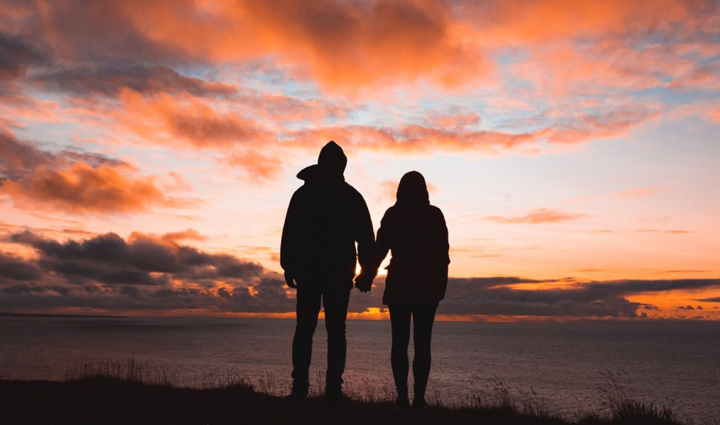 8 Signs of True Love in a Relationship
