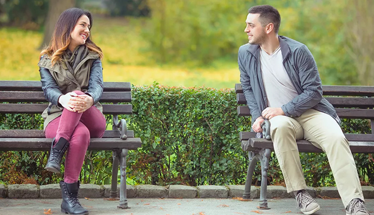 signs of love at first sight,love at first sight indications,recognizing love at first sight,signs of instant attraction,love at first glance signs,undeniable signs of love at first sight,experiencing love at first sight,love at first sight encounters,true love at first sight signs