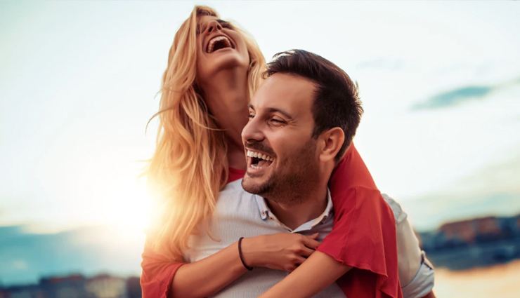 reasons to love someone,why love someone,benefits of loving someone,reasons to love,why we love,love and connection,love and trust,love and friendship,love and inspiration,intimacy and love,physical attraction and love,compatibility in love,feeling safe in love,love and safety,love and fulfillment