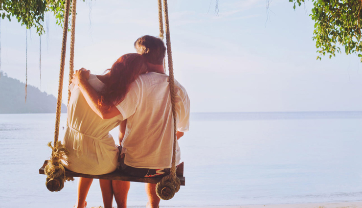 differences between friendship love and romantic love,friendship love,romantic love,mates and me,relationship tips