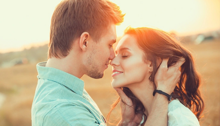 signs a guy likes you,how to tell if a guy likes you,subtle signs of attraction,does he like me?,how to know if a guy is interested,signs of romantic interest,body language signs he likes you,how to read a guys body language,signs he’s into you,how to tell if he’s interested,ways to know if a guy likes you,tips to know if he likes you,relationship signs he likes you,signs a guy is attracted to you,how to know if he’s flirting,signs he wants to date you,how to recognize if a guy likes you,signs he’s interested in you,subtle flirting signs,how to decode his actions