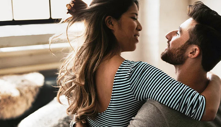 10 Biggest Lovesickness Signs to Watch Out For