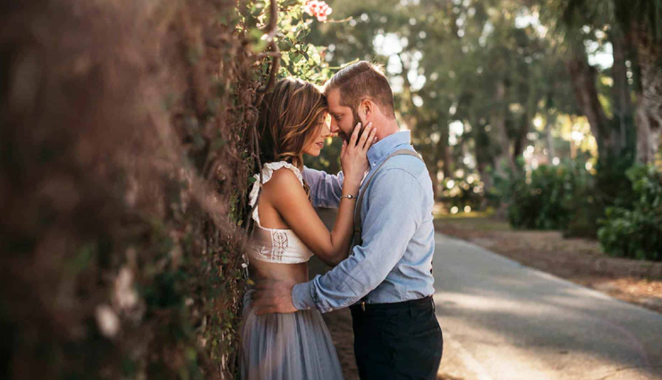 pretty little things in relationship,things that matter in relationship,relationship tips,couple tips