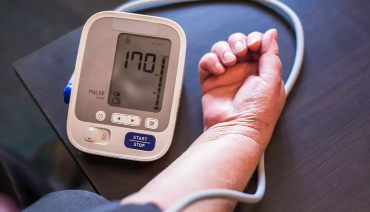 apple cider vinegar health risks,side effects of acv consumption,negative impacts of apple cider vinegar,risks of excessive apple cider vinegar use,health concerns with acv,potential drawbacks of apple cider vinegar,adverse effects of using acv,apple cider vinegar precautions,unwanted reactions to acv,acv and health complications