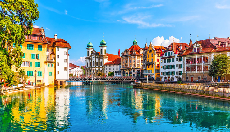 swiss villages resembling heaven,picturesque swiss villages,heavenly swiss village landscapes,charming swiss hamlets that look like heaven,exploring the beauty of swiss villages,enchanting swiss villages with heavenly vistas,captivating swiss villages reminiscent of paradise,discovering the charm of heavenly swiss villages,serene swiss villages with breathtaking views,heavenly escapes in swiss villages