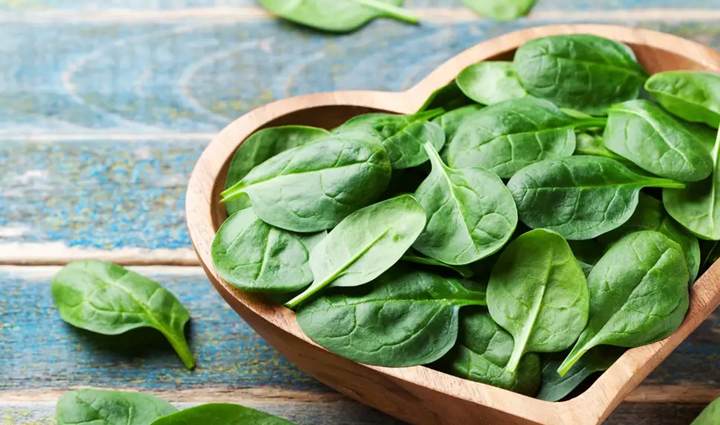 take care of lungs amid rising pollution include these 10 superfoods in your diet,Health,healthy living,health news in hindi,healthy living