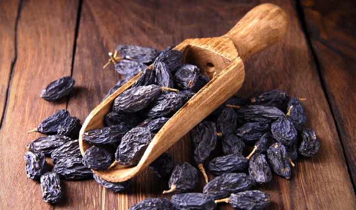 take care of lungs amid rising pollution include these 10 superfoods in your diet,Health,healthy living,health news in hindi,healthy living