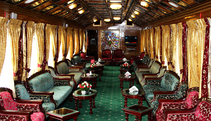 luxury train journeys,luxury train journeys in india,trains in india,india,palace on wheels,maharajas express,deccan odyssey,the golden chariot